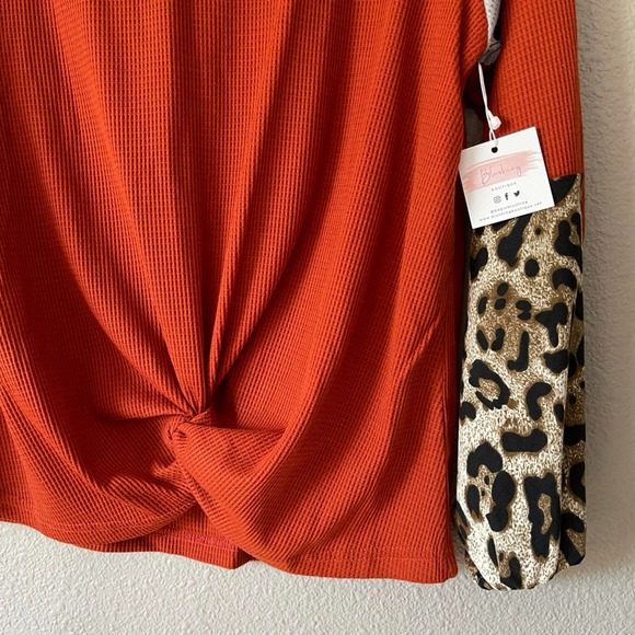 Leopard Color Block Long Balloon Sleeve Waffle Knit Knot Front Women's Top S - Picture 6 of 9